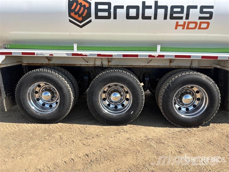 Western Star 4900 22240 L 8x6 Tanker Truck شاحنات ذات صهاريج