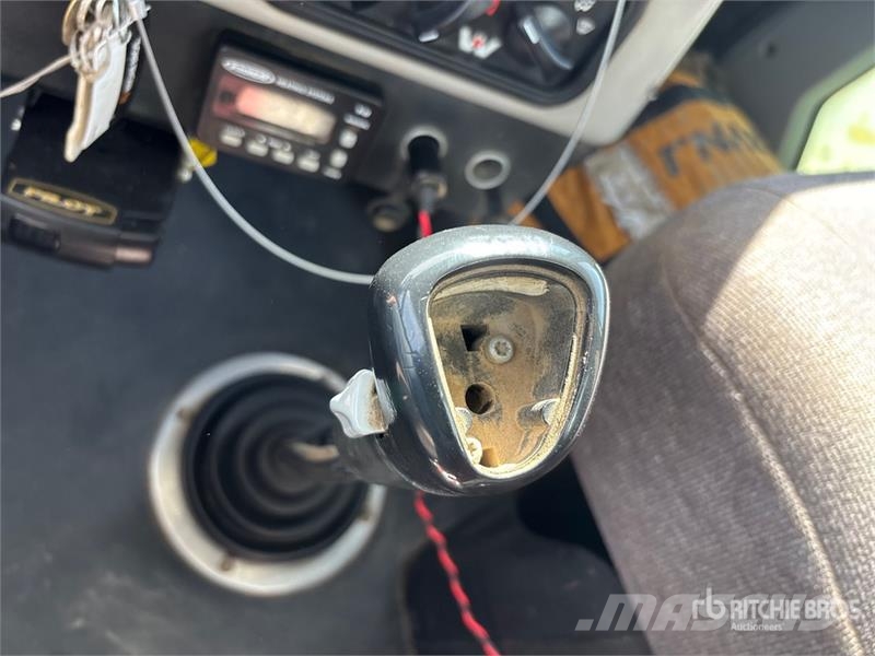 Western Star 4900 22240 L 8x6 Tanker Truck شاحنات ذات صهاريج