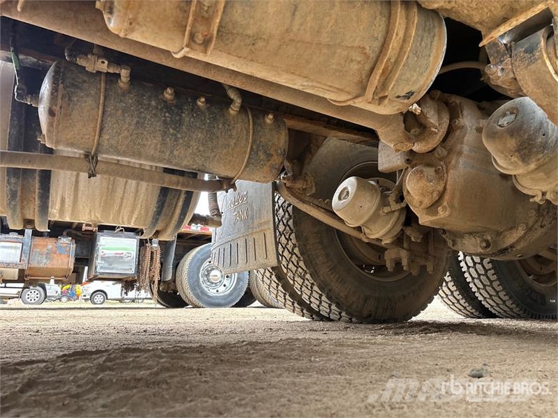 Western Star 4900 22240 L 8x6 Tanker Truck شاحنات ذات صهاريج