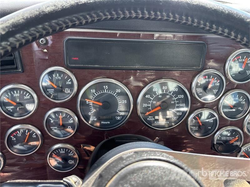 Western Star 4900 22240 L 8x6 Tanker Truck شاحنات ذات صهاريج