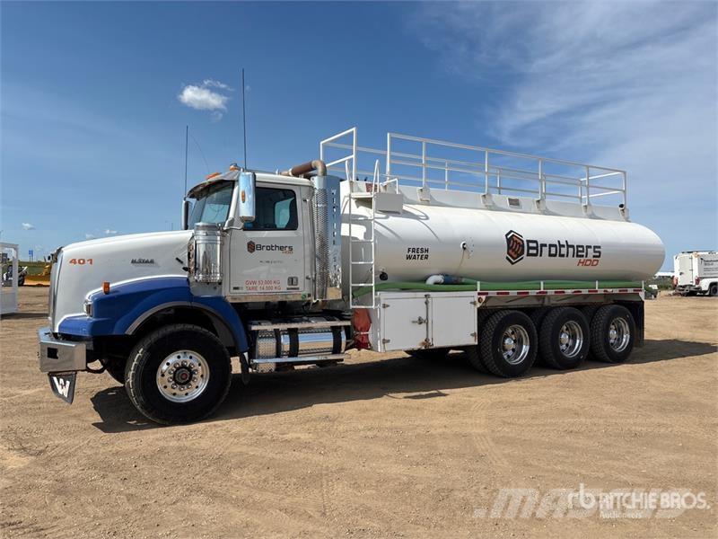 Western Star 4900 22240 L 8x6 Tanker Truck شاحنات ذات صهاريج