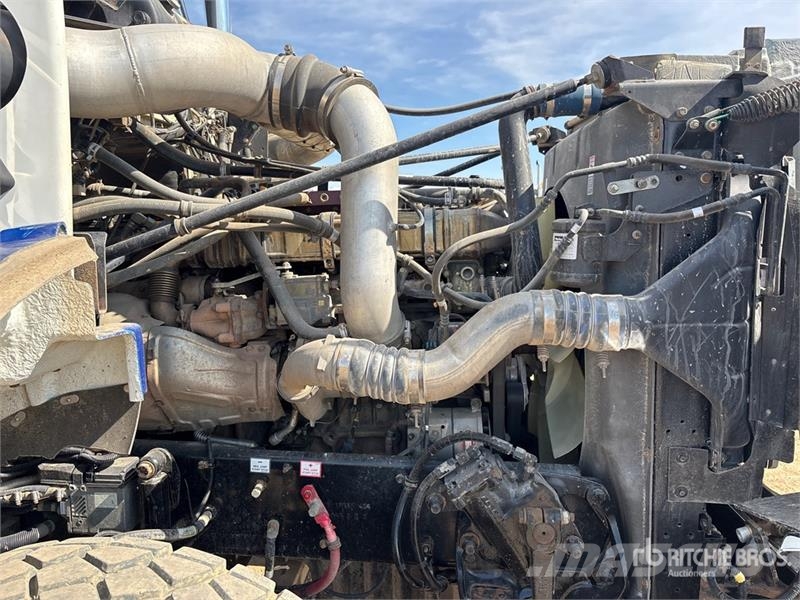 Western Star 4900 22240 L 8x6 Tanker Truck شاحنات ذات صهاريج