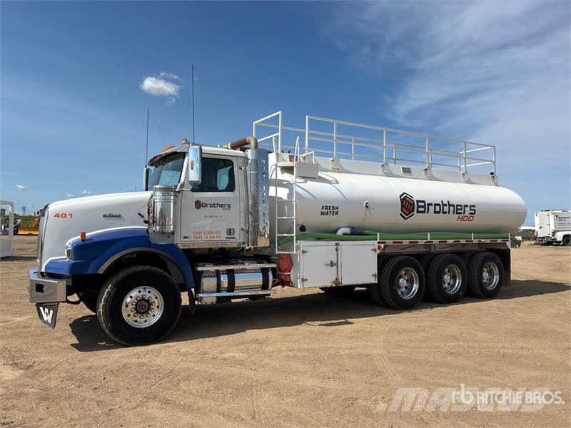 Western Star 4900 22240 L 8x6 Tanker Truck شاحنات ذات صهاريج