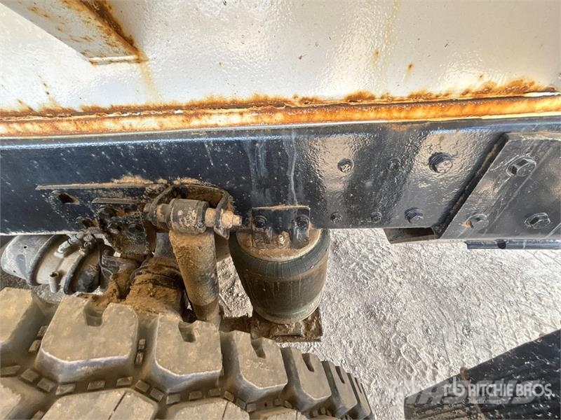 Western Star 4900 22240 L 8x6 Tanker Truck شاحنات ذات صهاريج