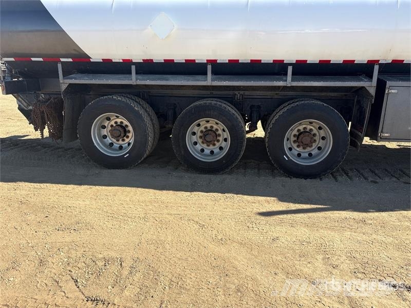Western Star 4900 22280 L 8x6 Sleeper Water Truck 給水車