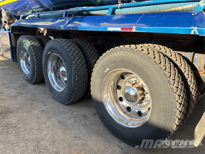 Western Star 4900 4800 gal 8x6 Tanker Truck Camiões-cisterna