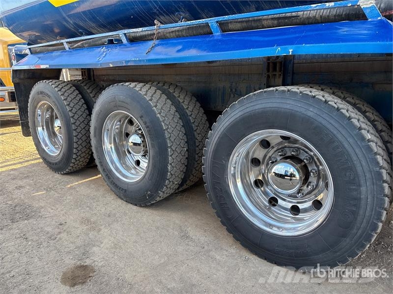 Western Star 4900 4800 gal 8x6 Tanker Truck Camiões-cisterna