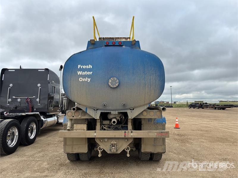 Western Star 4900 4800 gal 8x6 Tanker Truck Camiões-cisterna