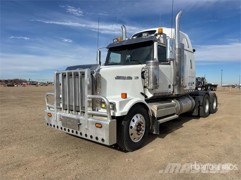 Western Star 4900 6x4 T/A Sleeper Truck Tractor Sattelzugmaschinen