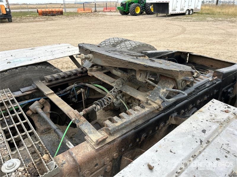 Western Star 4900 6x4 T/A Day Cab Truck Tractor وحدات الجر