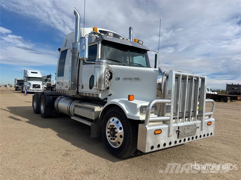 Western Star 4900 6x4 T/A Sleeper Truck Tractor Sattelzugmaschinen