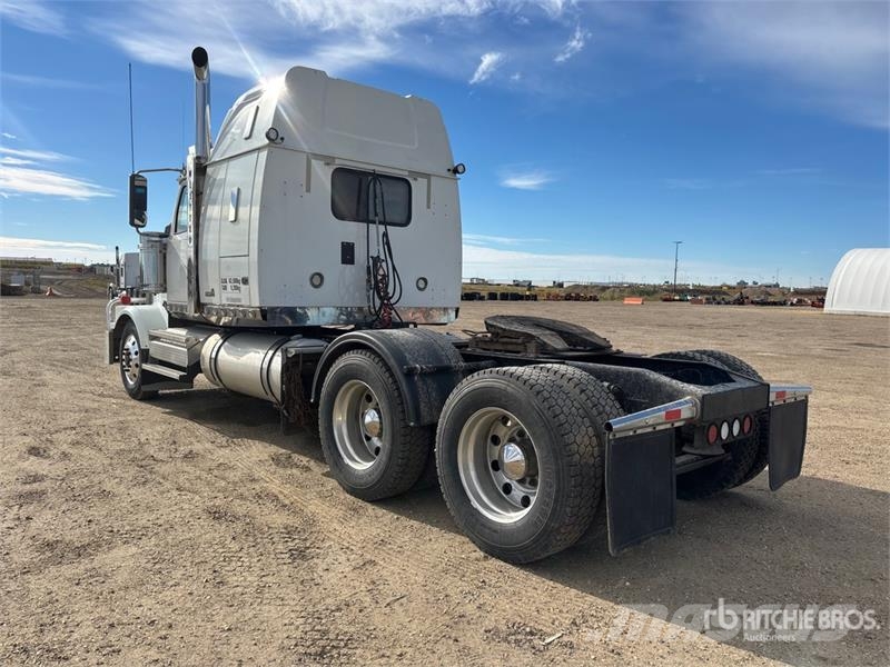 Western Star 4900 6x4 T/A Sleeper Truck Tractor Sattelzugmaschinen