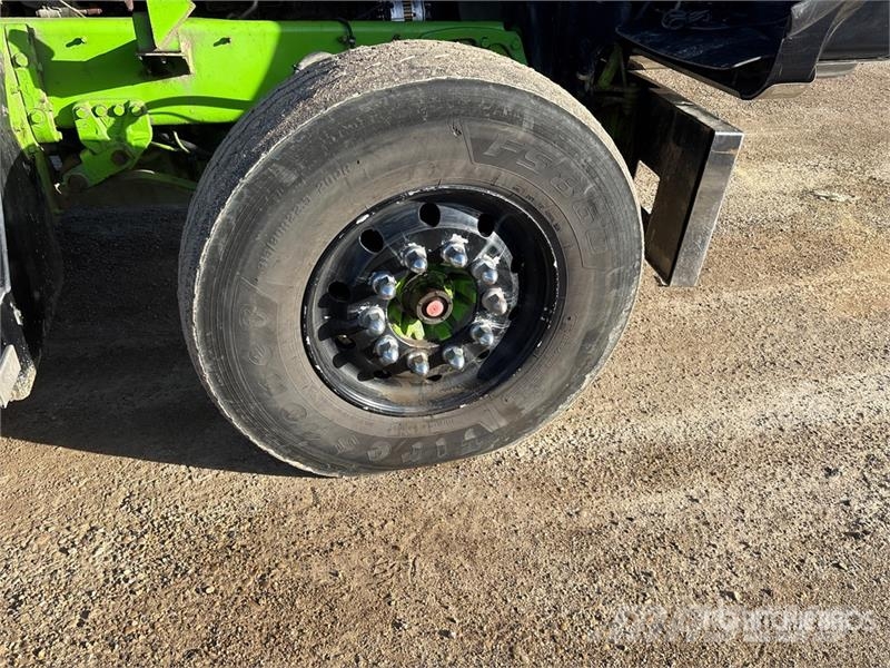 Western Star 4900 6x4 T/A Sleeper Truck Tractor Sadulveokid