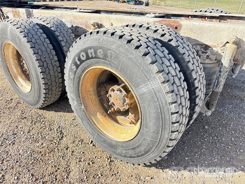 Western Star 4900 6x4 Cab and Chassis Cabines