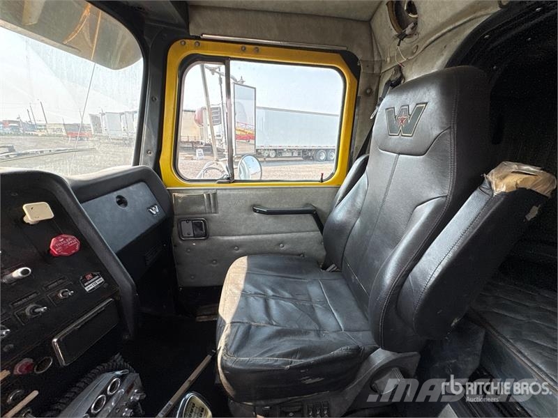 Western Star 4900 6x4 Sleeper Tow Truck Hinausautot