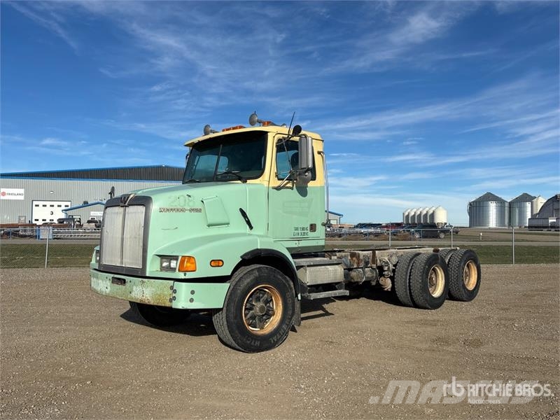 Western Star 4900 6x4 Cab and Chassis Cabines