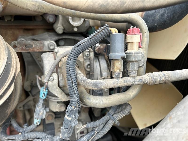 Western Star 4900 6x4 T/A Day Cab Truck Tractor وحدات الجر