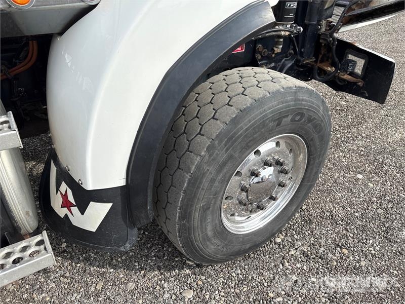 Western Star 4900 6x4 Cab and Chassis 캐빈 및 인테리어