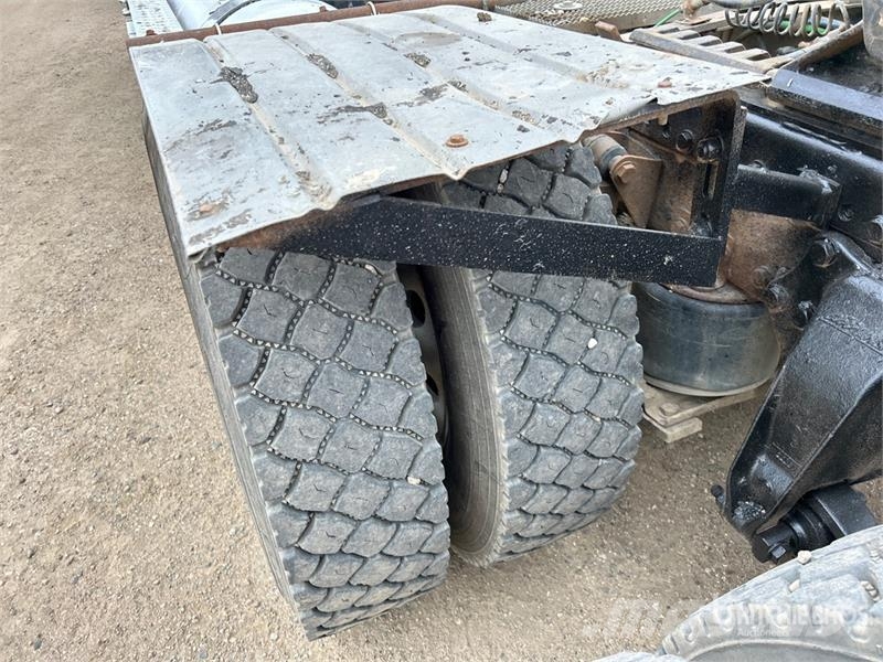 Western Star 4900 6x4 T/A Day Cab Truck Tractor وحدات الجر
