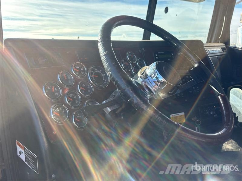Western Star 4900 6x4 T/A Sleeper Truck Tractor Sattelzugmaschinen