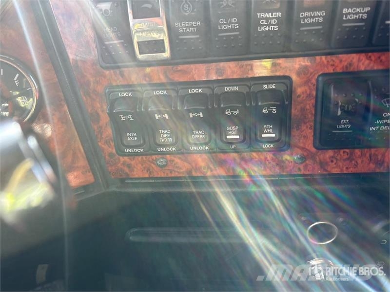 Western Star 4900 6x4 T/A Sleeper Truck Tractor Sattelzugmaschinen