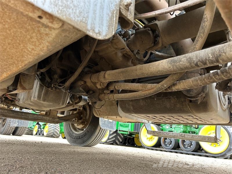 Western Star 4900 6x4 T/A Day Cab Truck Tractor وحدات الجر