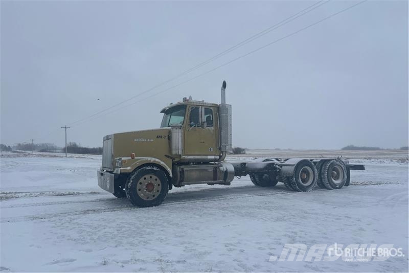 Western Star 4900 6x4 T/A Day Cab Truck Tractor Motrici e Trattori Stradali