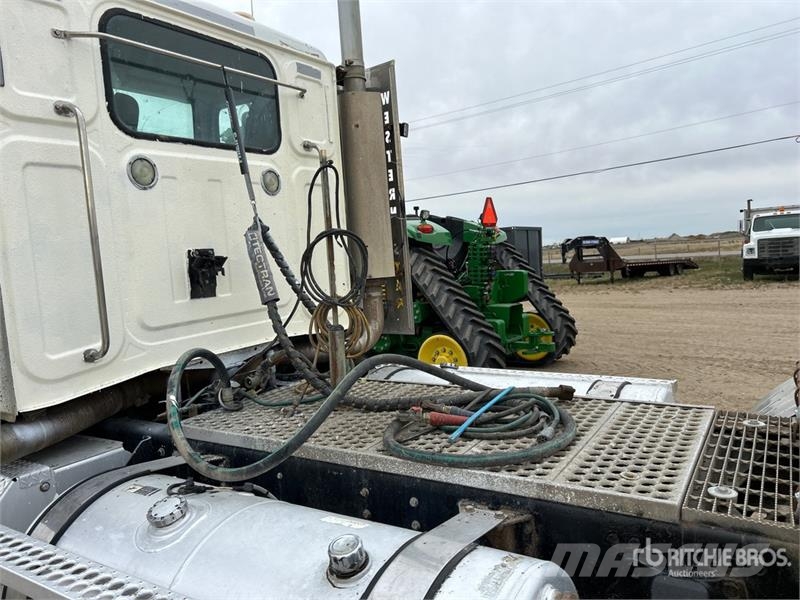 Western Star 4900 6x4 T/A Day Cab Truck Tractor وحدات الجر