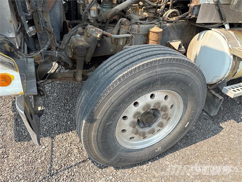 Western Star 4900 6x4 Sleeper Tow Truck Hinausautot