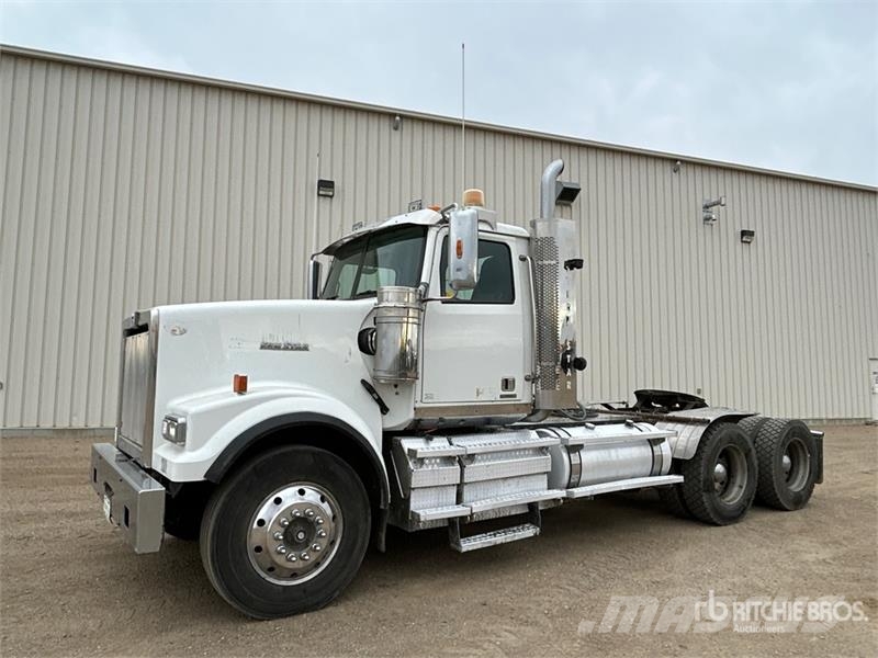 Western Star 4900 6x4 T/A Day Cab Truck Tractor وحدات الجر