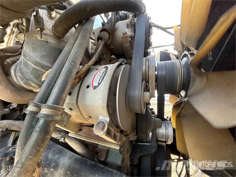 Western Star 4900 6x4 T/A Day Cab Truck Tractor Тягачі