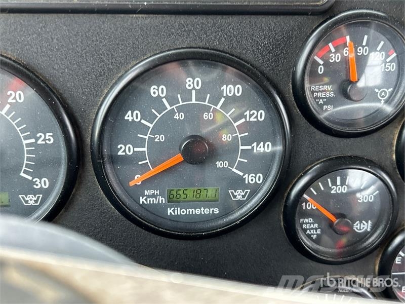 Western Star 4900 6x4 T/A Day Cab Truck Tractor وحدات الجر