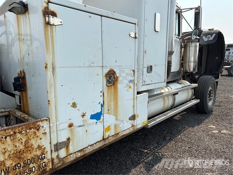 Western Star 4900 6x4 Sleeper Tow Truck Hinausautot