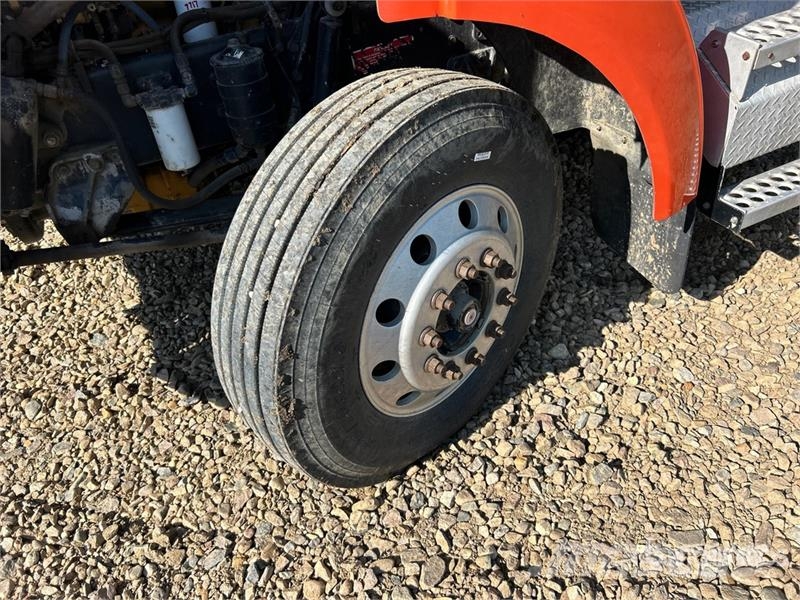 Western Star 4900 6x4 T/A Day Cab Truck Tractor Tractor Units