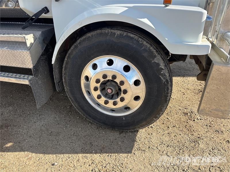 Western Star 4900 6x4 T/A Sleeper Truck Tractor Sattelzugmaschinen