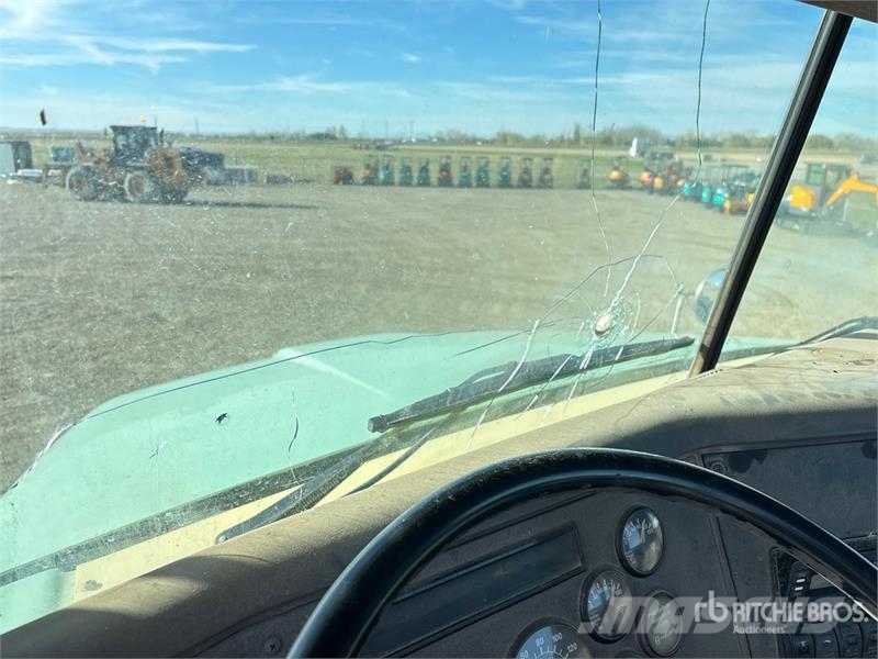 Western Star 4900 6x4 Cab and Chassis Cabines