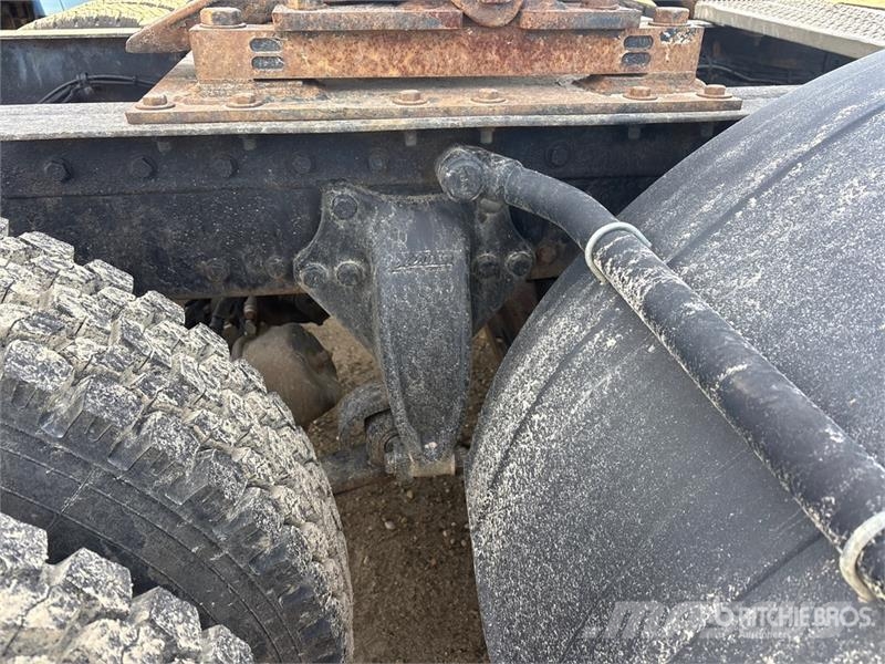 Western Star 4900 6x4 T/A Sleeper Truck Tractor Sattelzugmaschinen