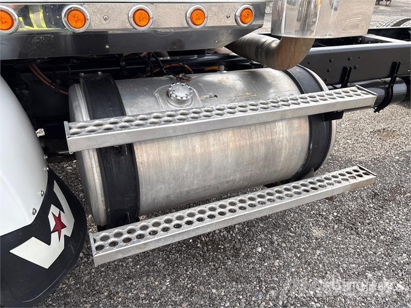 Western Star 4900 6x4 Cab and Chassis 캐빈 및 인테리어