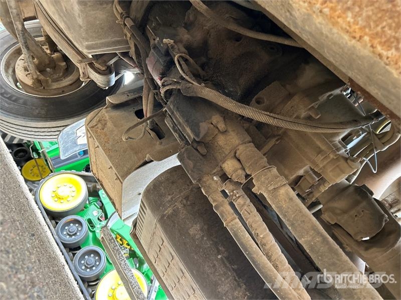Western Star 4900 6x4 T/A Day Cab Truck Tractor وحدات الجر