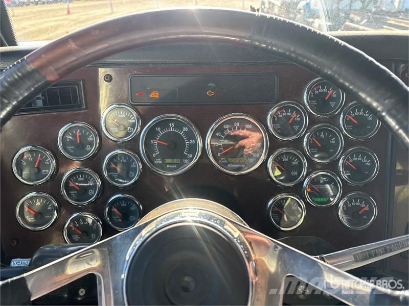 Western Star 4900 6x4 T/A Sleeper Truck Tractor Sattelzugmaschinen