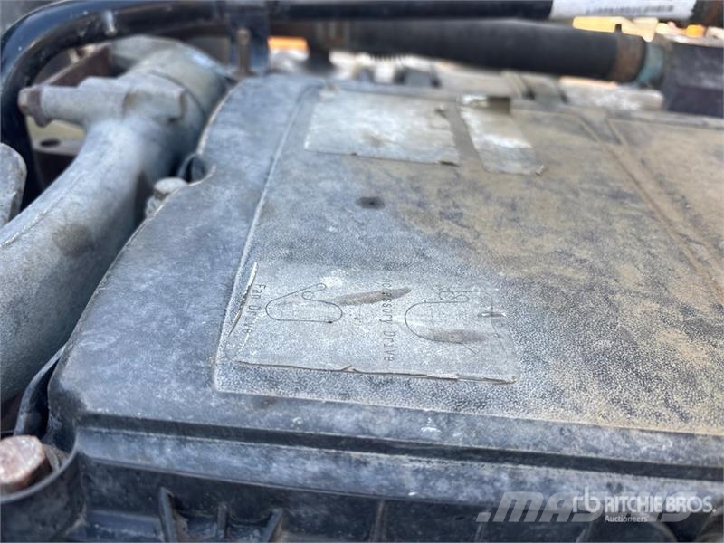 Western Star 4900 6x4 T/A Sleeper Truck Tractor Sadulveokid