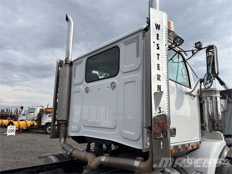 Western Star 4900 6x4 Cab and Chassis 캐빈 및 인테리어