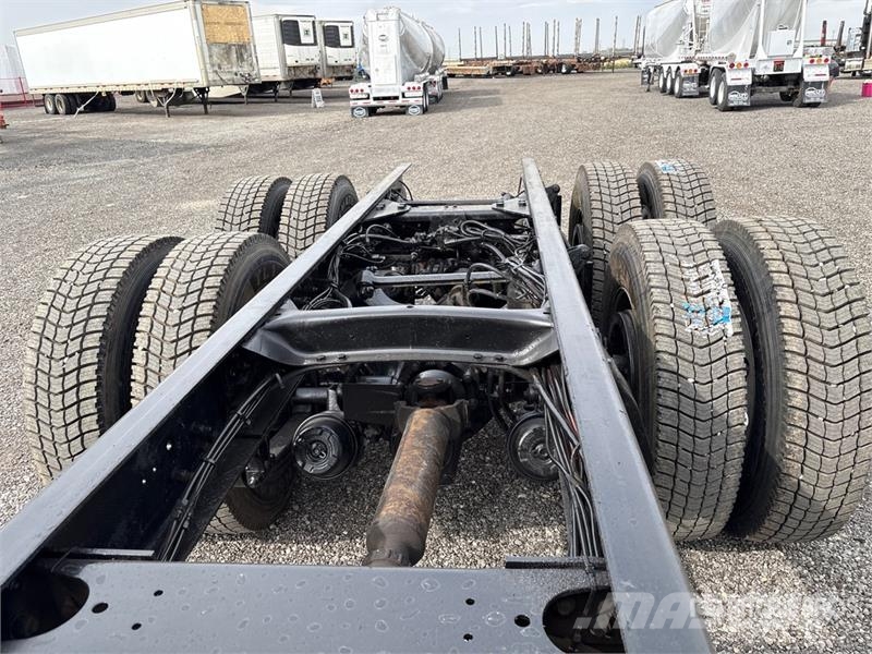 Western Star 4900 6x4 Cab and Chassis 캐빈 및 인테리어