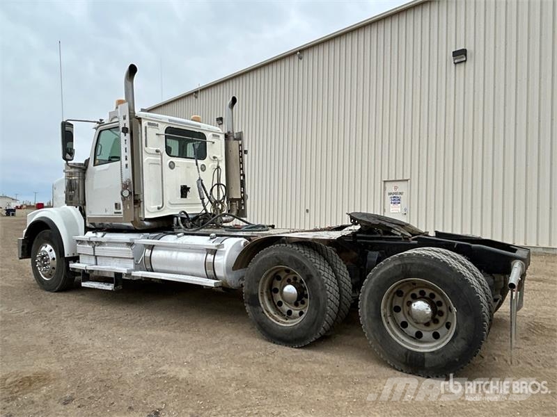 Western Star 4900 6x4 T/A Day Cab Truck Tractor وحدات الجر