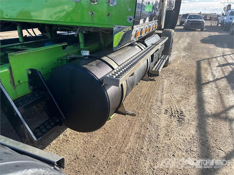 Western Star 4900 6x4 T/A Sleeper Truck Tractor Sadulveokid