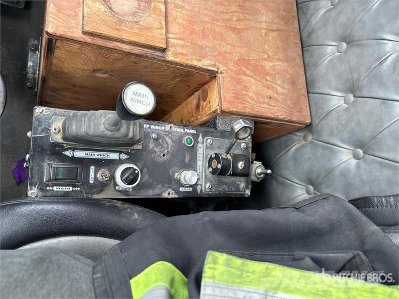 Western Star 4900 8x6 Winch Truck Hinausautot