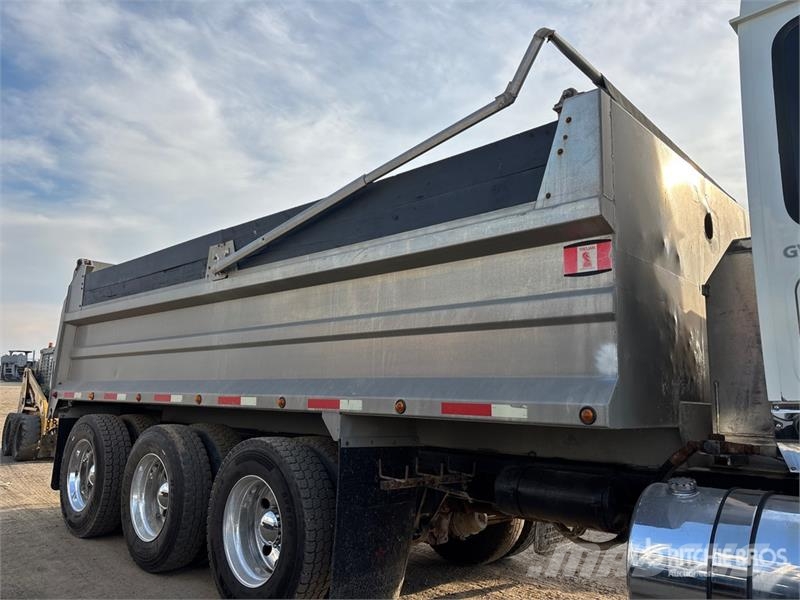Western Star 4900 8x6 Sleeper Tri/A Dump Truck Kipper