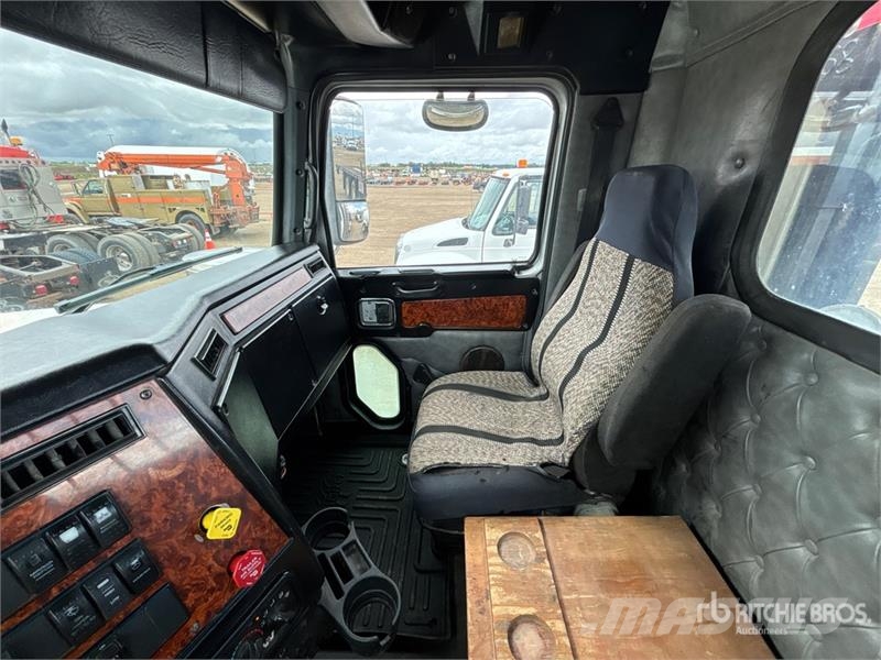 Western Star 4900 8x6 Winch Truck Hinausautot