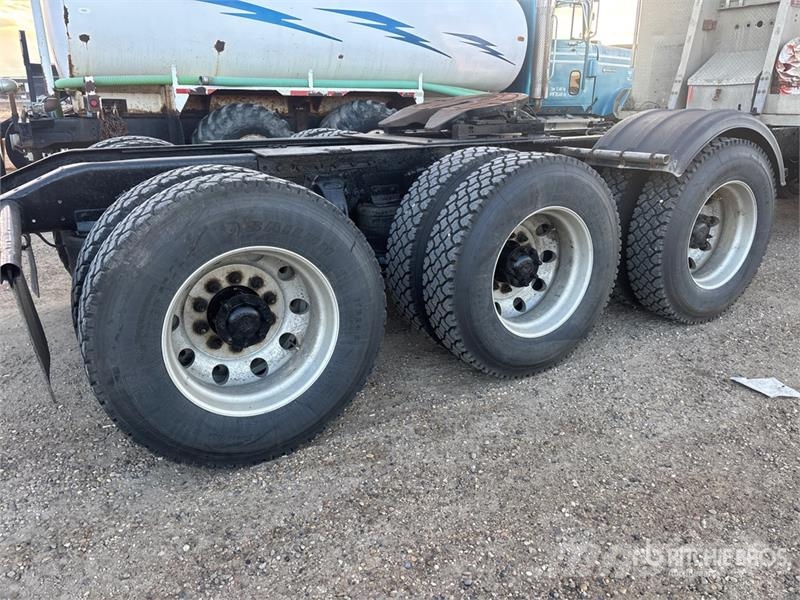 Western Star 4900 8x6 Tri/A Sleeper Truck Tractor Traktorske jedinice