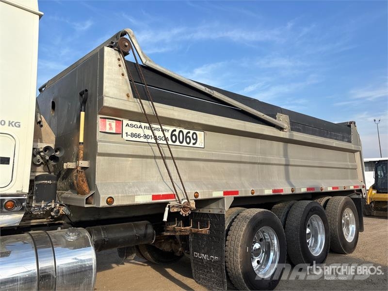 Western Star 4900 8x6 Sleeper Tri/A Dump Truck Kipper